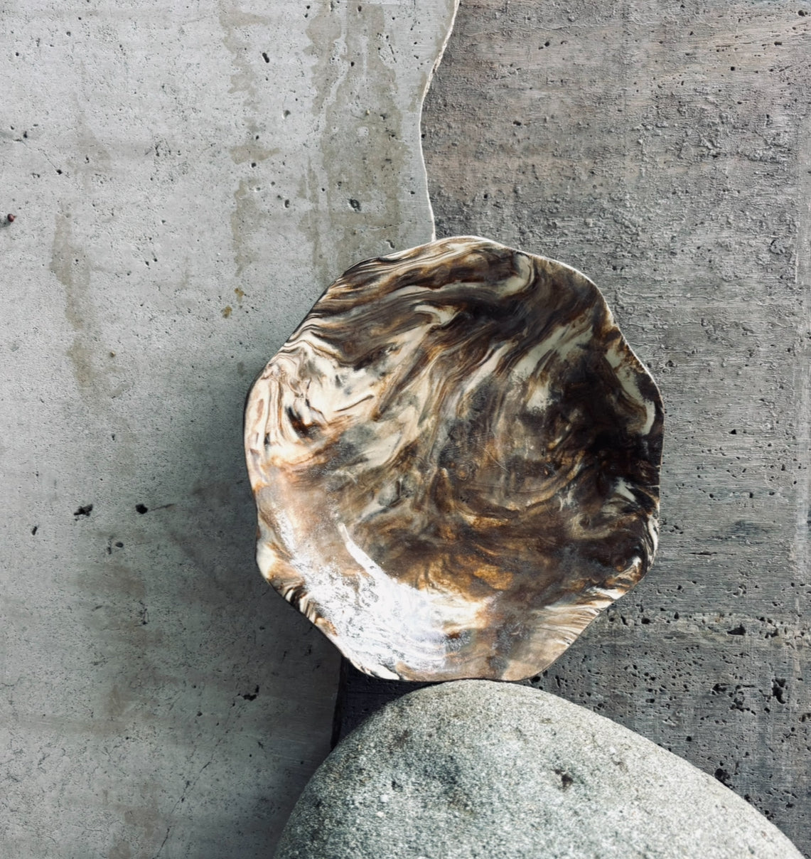 Marbleized shallow bowl- earth