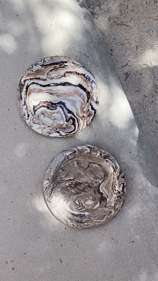 Ceramic Marblelized plate TERRA DI SIENNA
